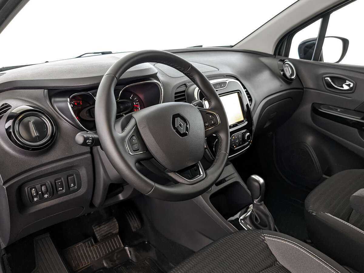 Купить Renault Kaptur с пробегом. Фото: #10