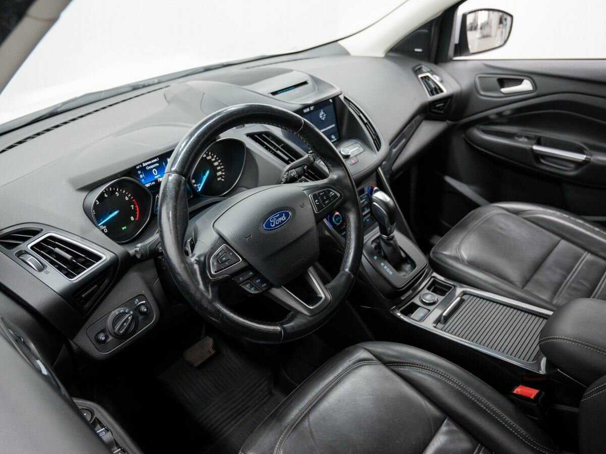 Купить Ford Kuga с пробегом. Фото: #12