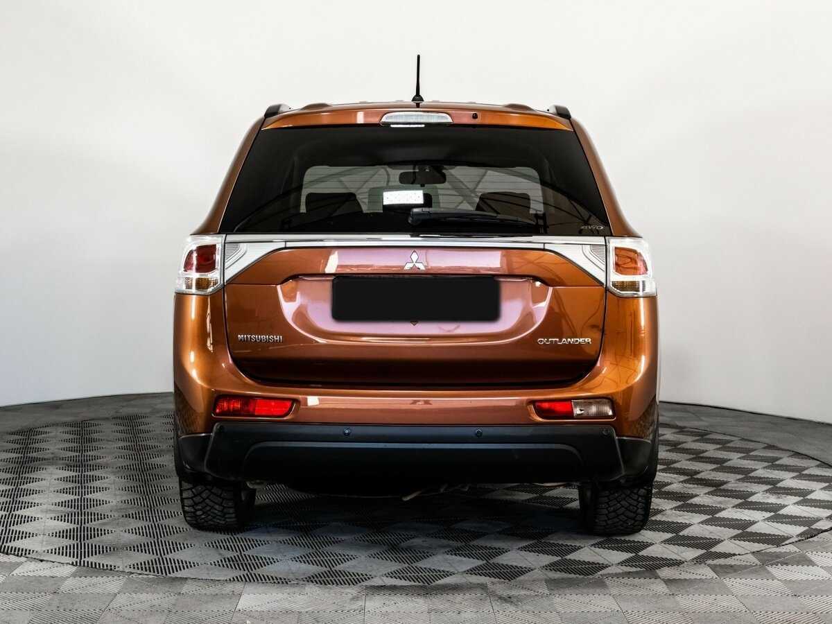 Купить Mitsubishi Outlander с пробегом. Фото: #4