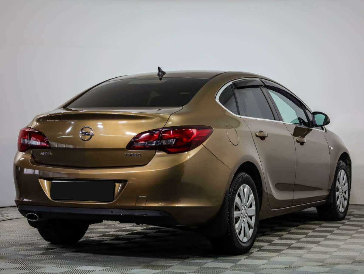 Купить Opel Astra с пробегом. Фото: #3