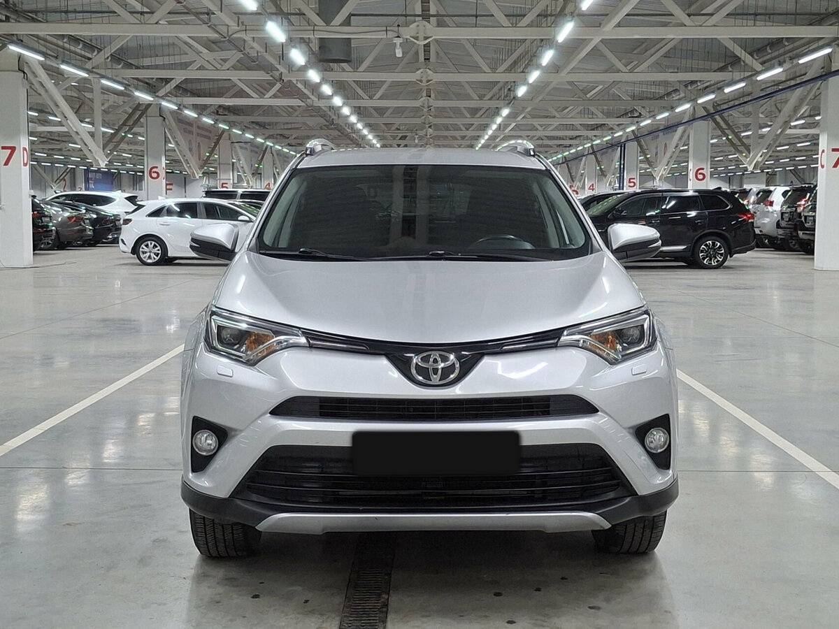 Купить Toyota RAV4 с пробегом. Фото: #1
