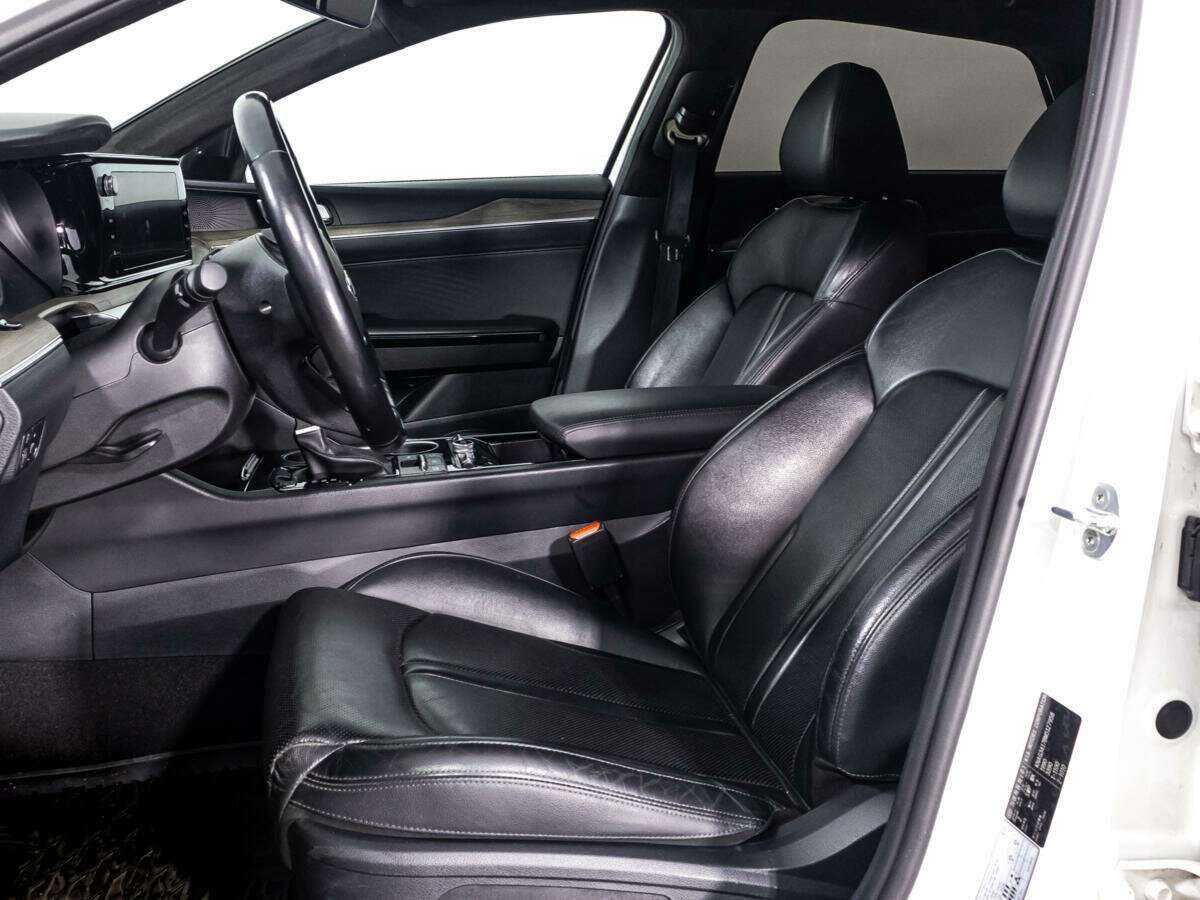 Купить Kia K5 с пробегом. Фото: #13