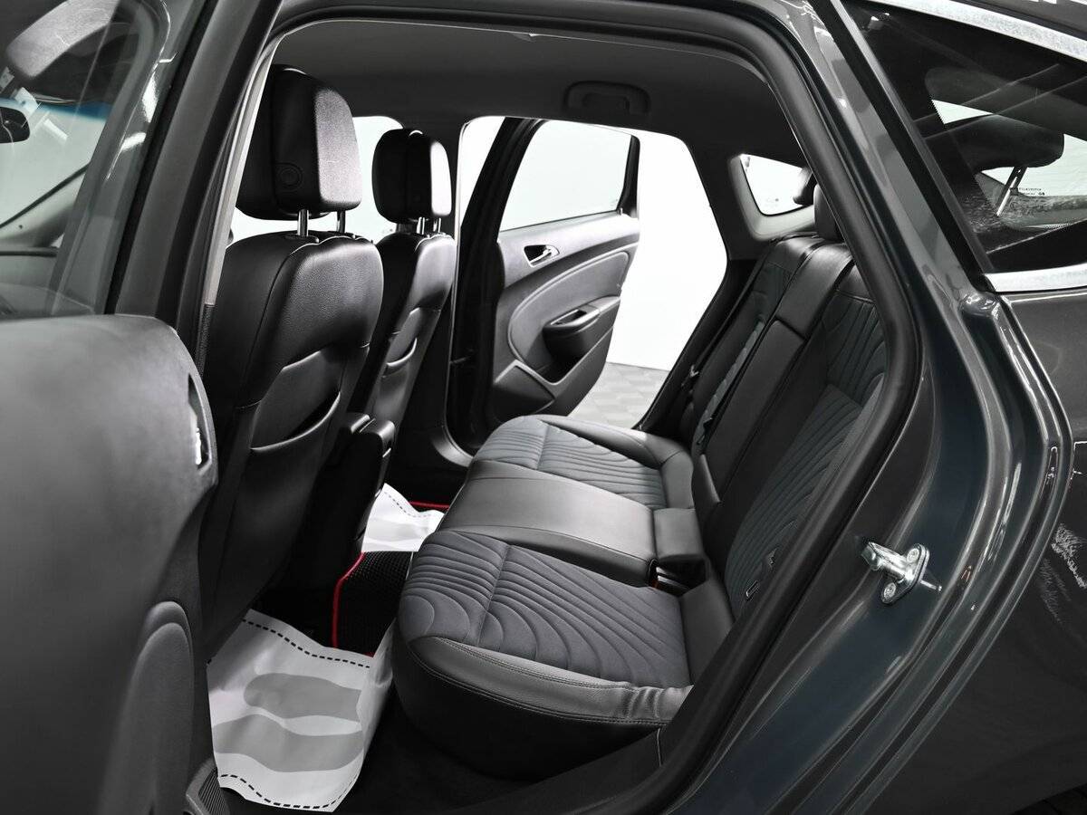 Купить Opel Astra с пробегом. Фото: #12