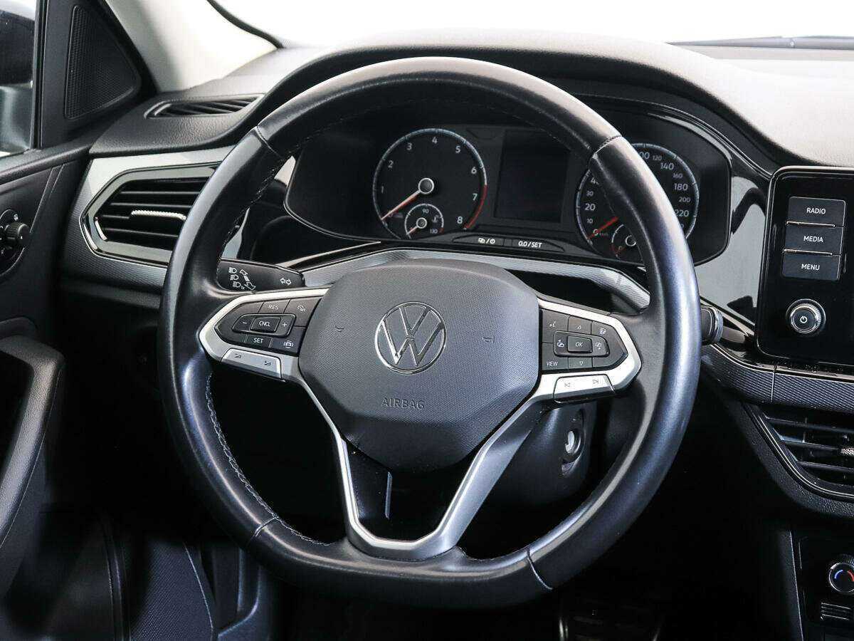 Купить Volkswagen Polo с пробегом. Фото: #14