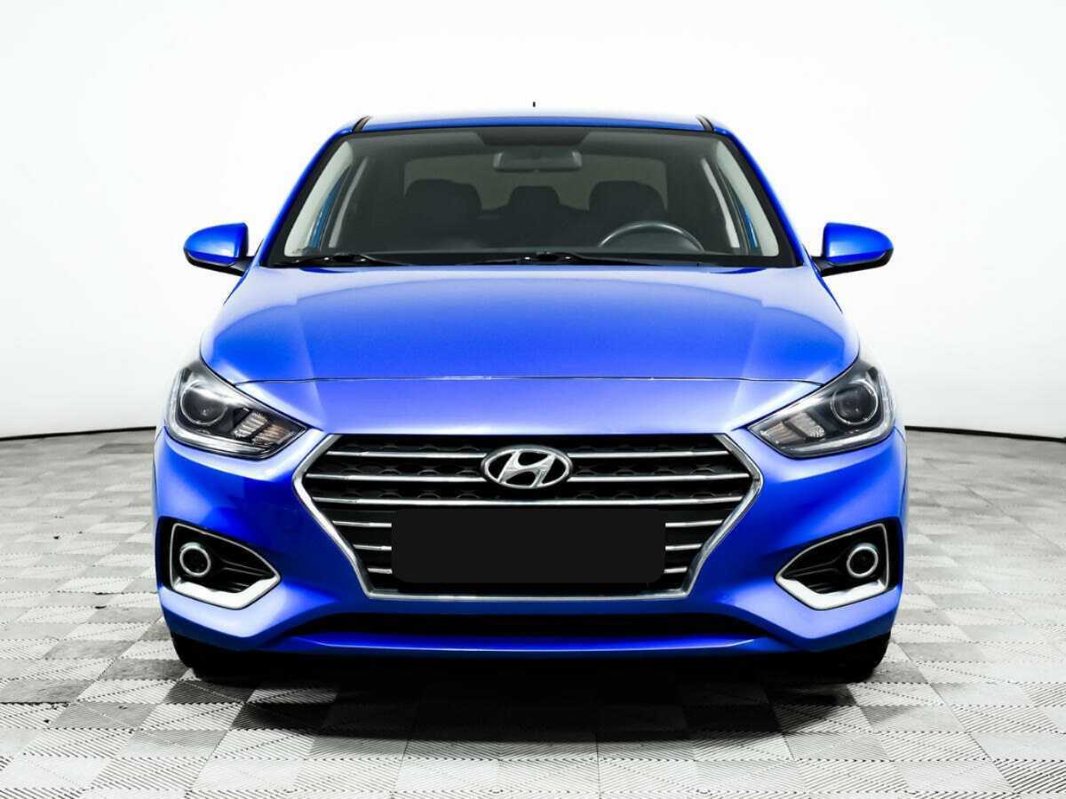 Купить Hyundai Solaris с пробегом. Фото: #1