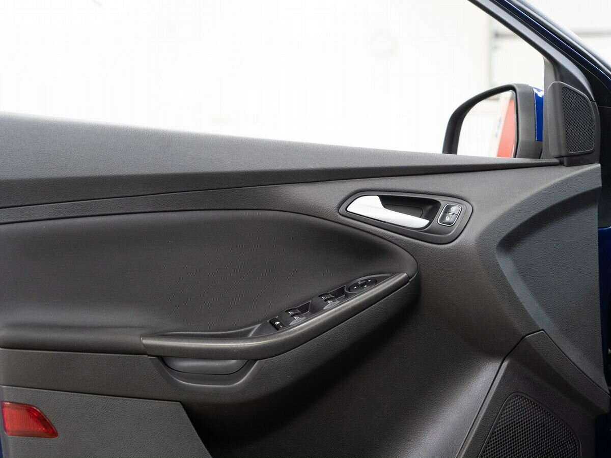 Купить Ford Focus с пробегом. Фото: #14