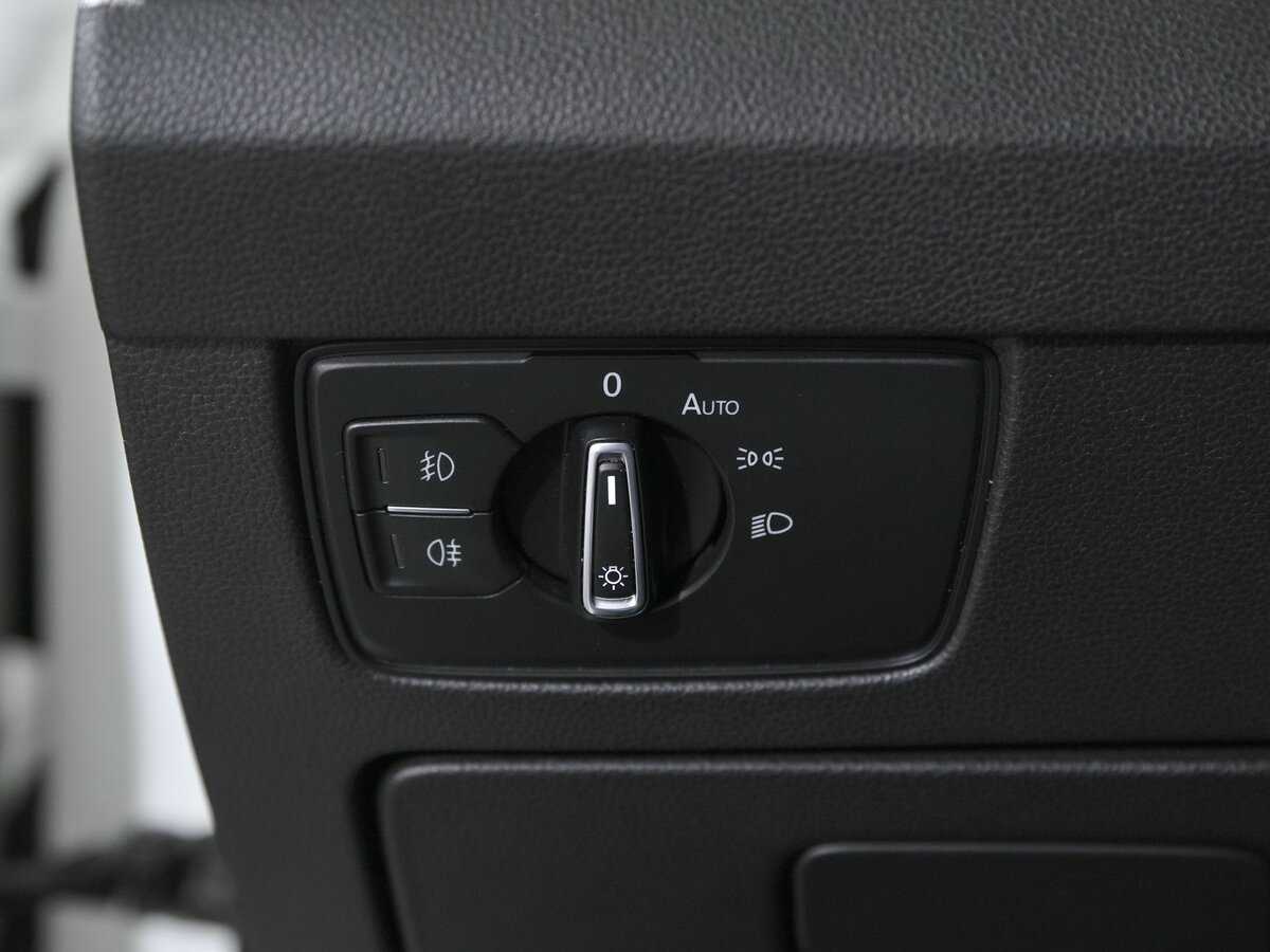 Купить Volkswagen Passat с пробегом. Фото: #12