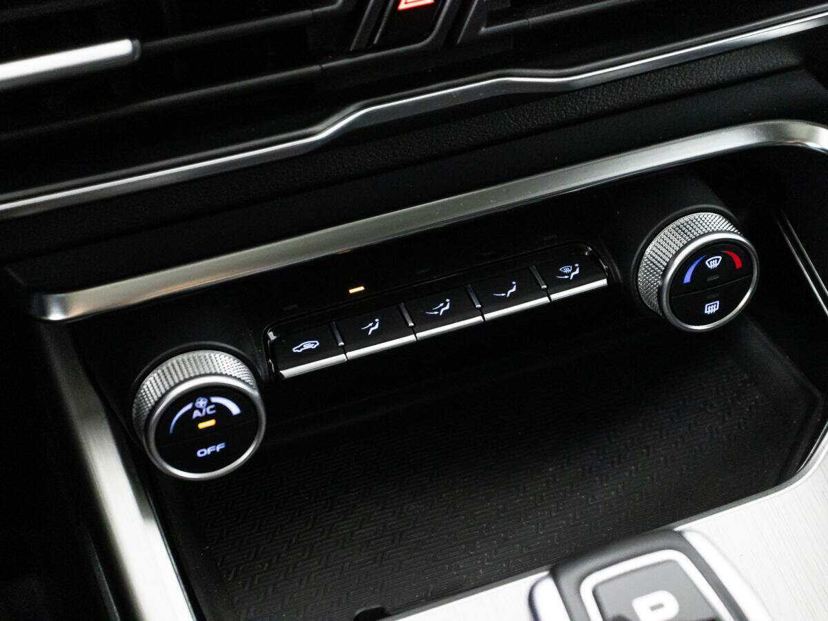 Купить Geely Coolray с пробегом. Фото: #15