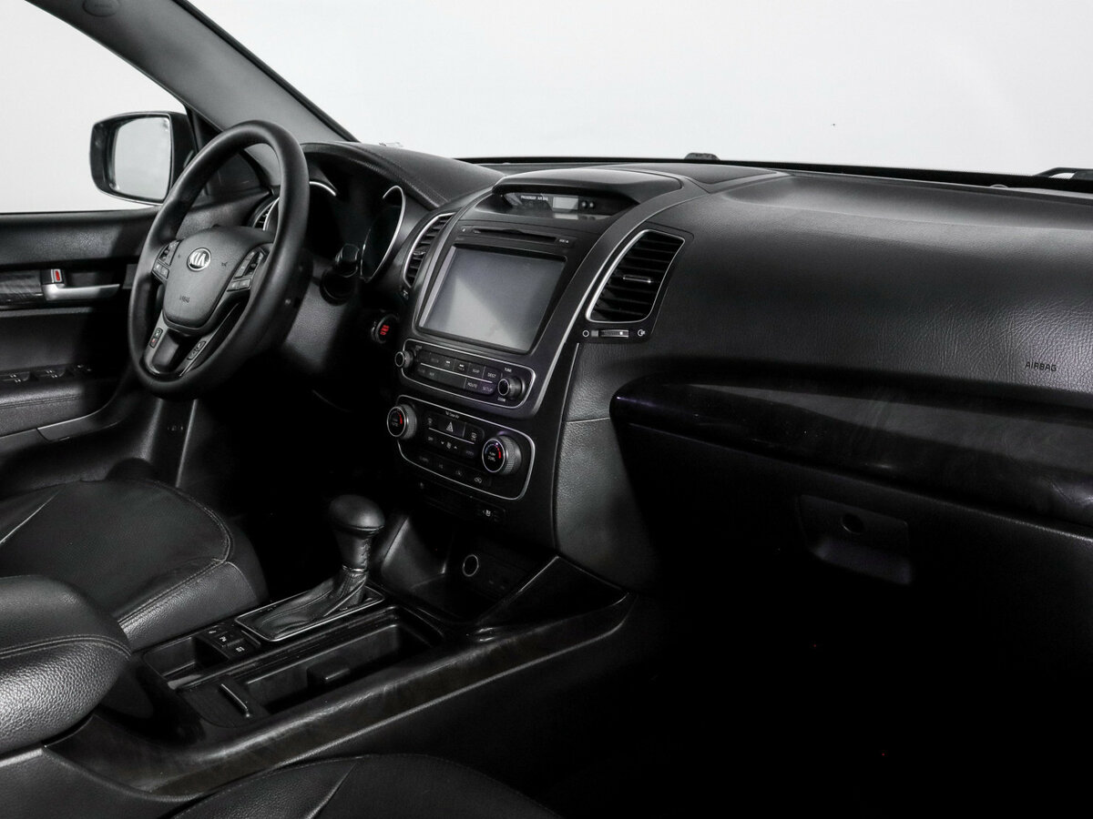 Купить Kia Sorento с пробегом. Фото: #8