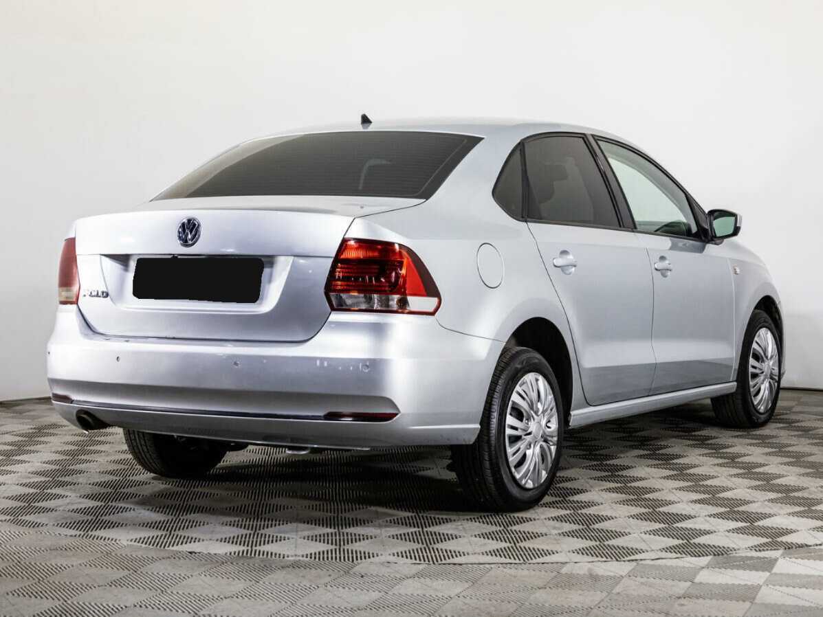 Купить Volkswagen Polo с пробегом. Фото: #4