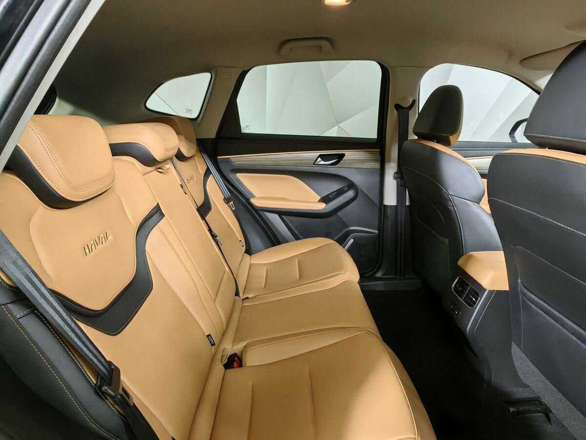 Купить Haval Jolion с пробегом. Фото: #11