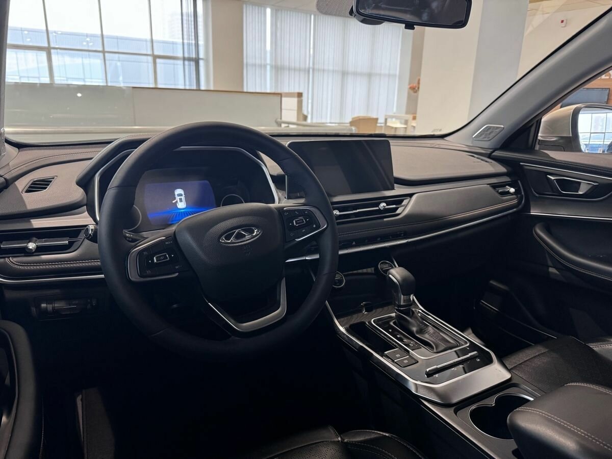 Купить Chery Tiggo 8 с пробегом. Фото: #7