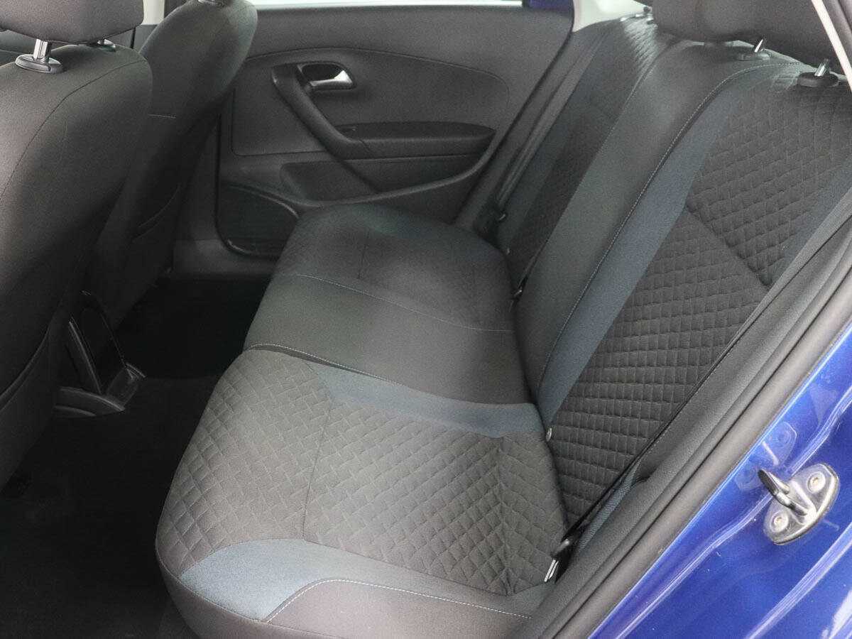 Купить Volkswagen Polo с пробегом. Фото: #8