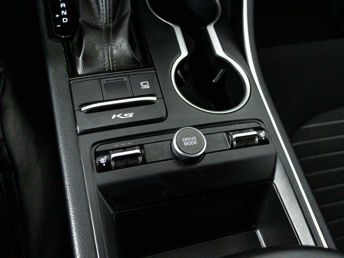 Купить Kia K5 с пробегом. Фото: #17