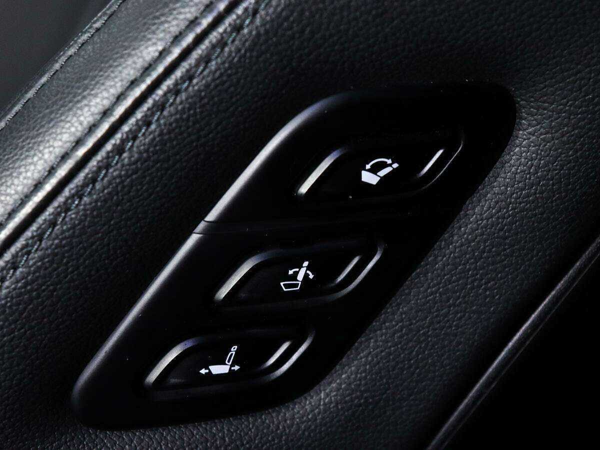 Купить Kia K5 с пробегом. Фото: #26