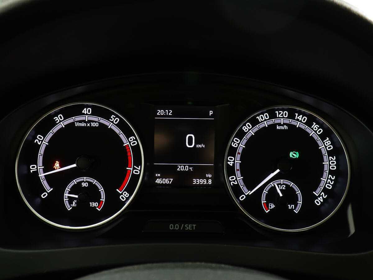 Купить Skoda Rapid с пробегом. Фото: #13