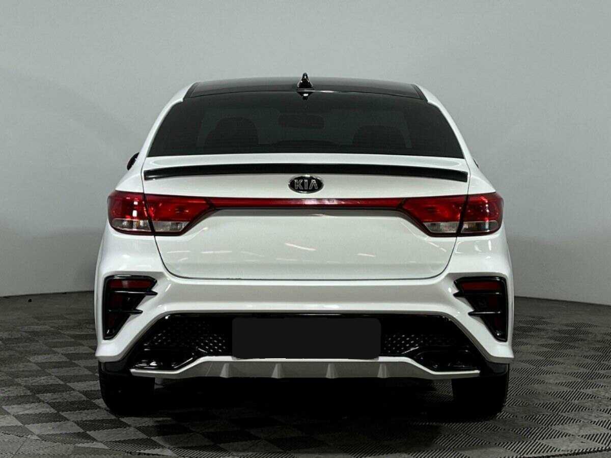 Купить Kia Rio с пробегом. Фото: #5