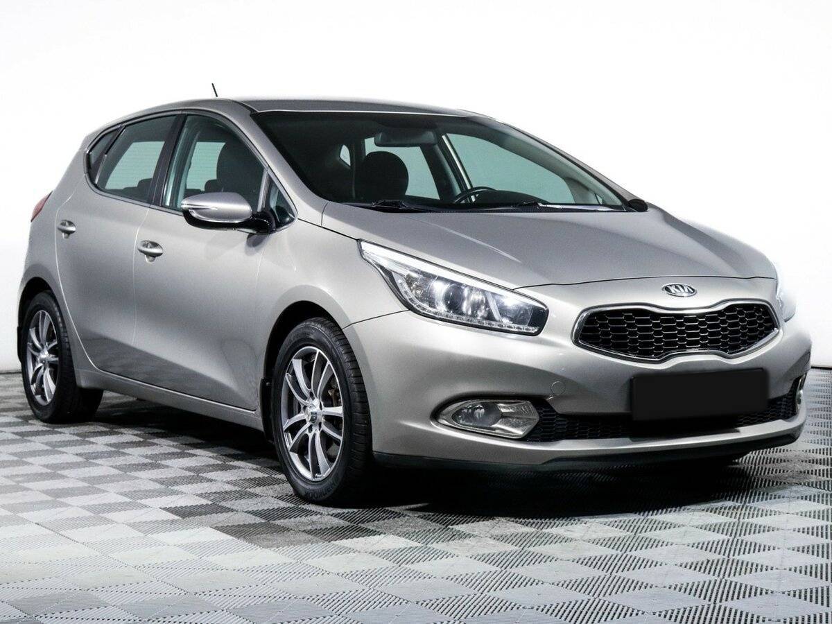 Купить Kia Ceed с пробегом. Фото: #2