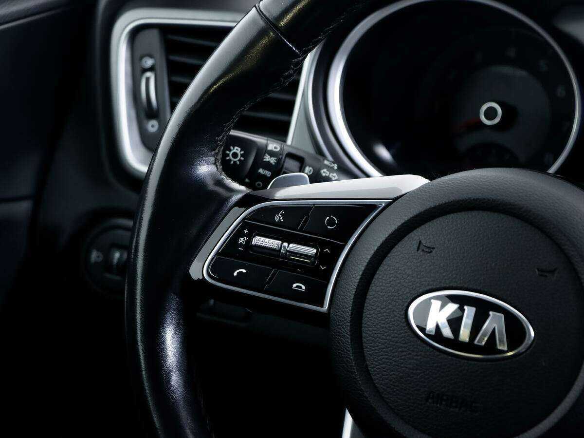 Купить Kia Ceed с пробегом. Фото: #13