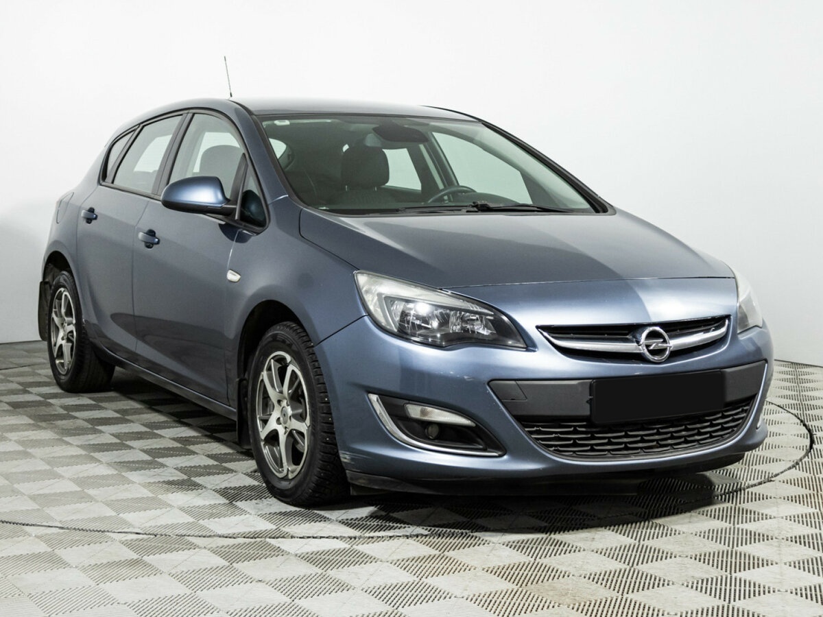 Купить Opel Astra с пробегом. Фото: #2