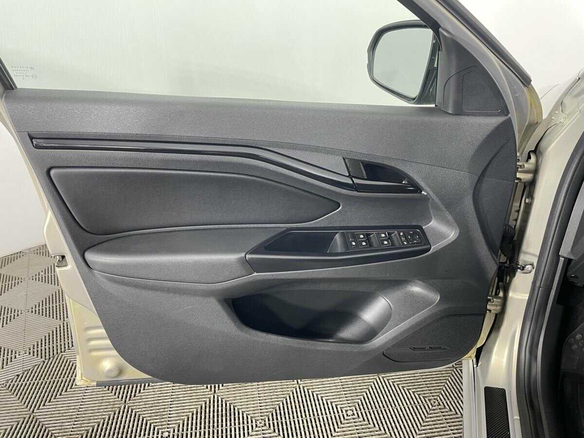 Купить Lada (ВАЗ) Vesta с пробегом. Фото: #7