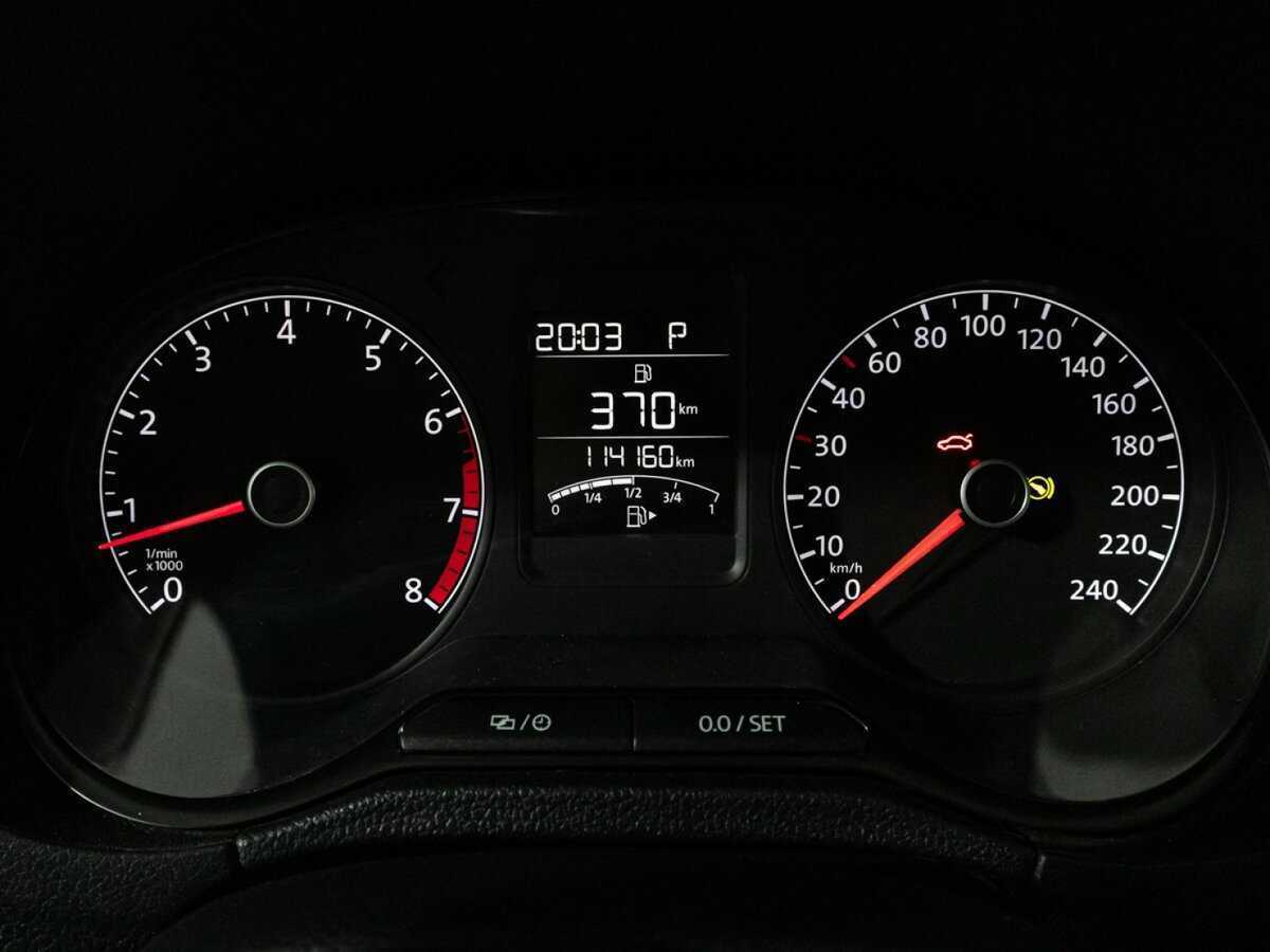 Купить Volkswagen Polo с пробегом. Фото: #11