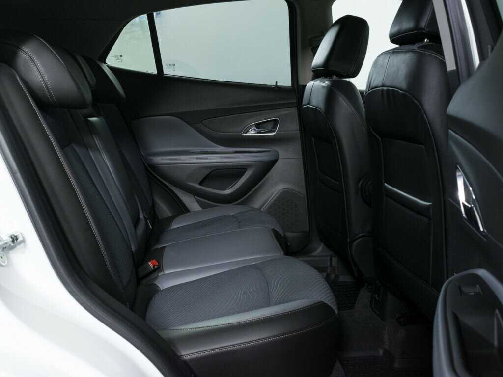 Купить Opel Mokka с пробегом. Фото: #9