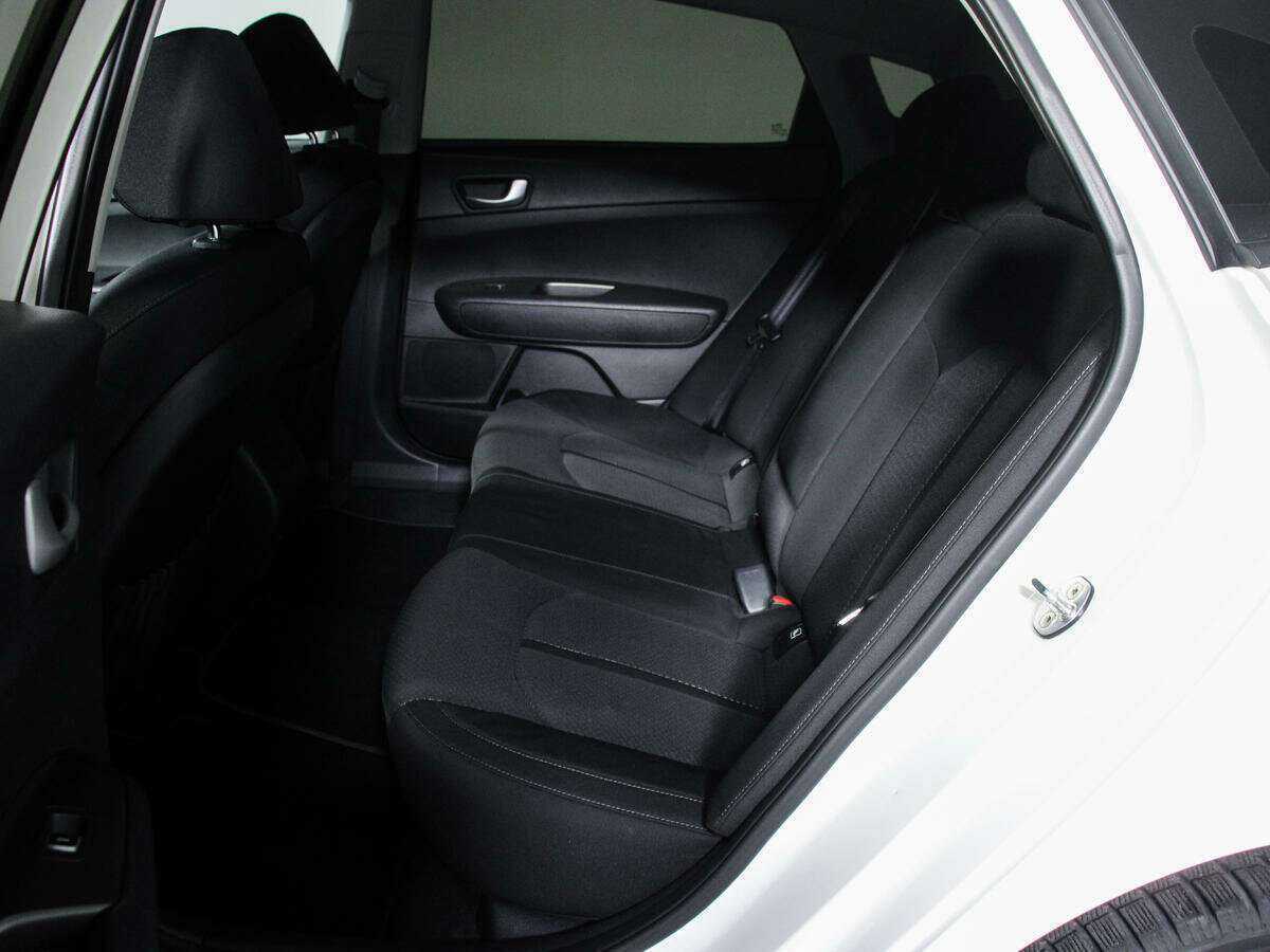 Купить Kia Optima с пробегом. Фото: #8
