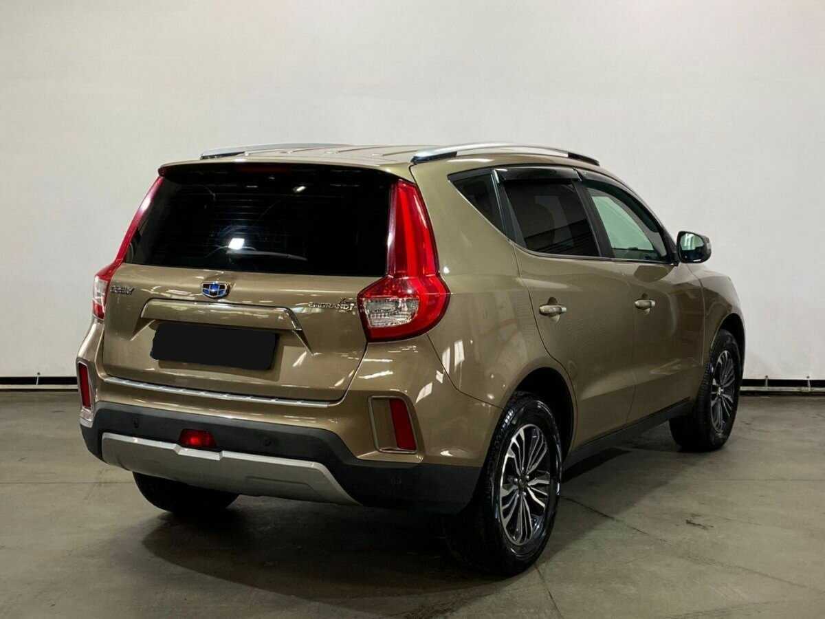 Купить Geely Emgrand X7 с пробегом. Фото: #4