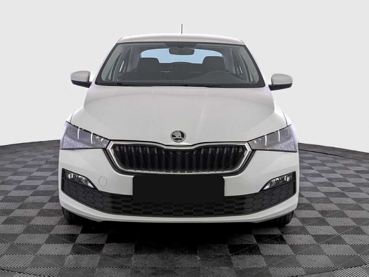 Купить Skoda Rapid с пробегом. Фото: #1