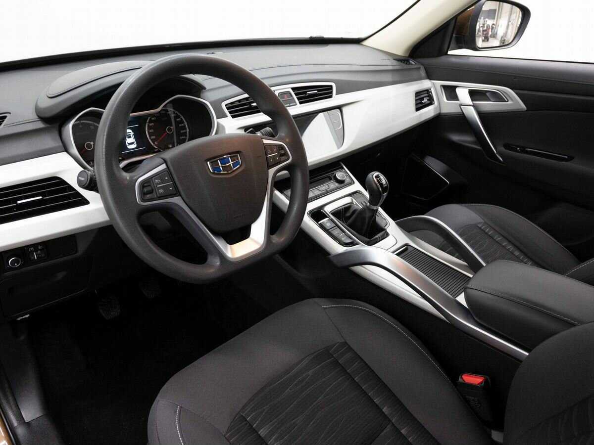 Купить Geely Atlas с пробегом. Фото: #8