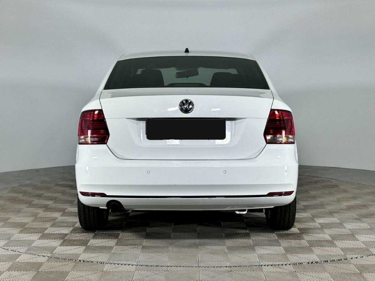 Купить Volkswagen Polo с пробегом. Фото: #3