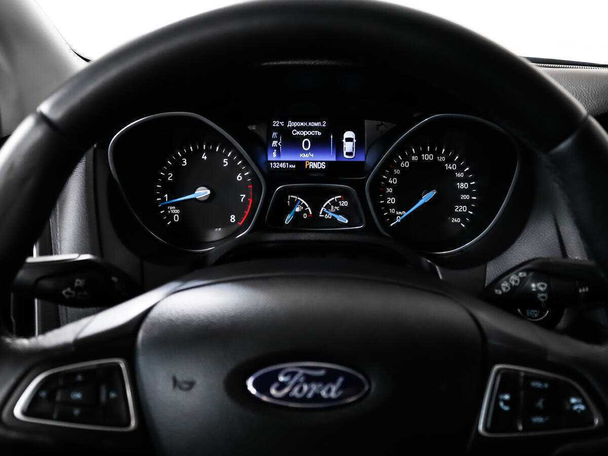 Купить Ford Focus с пробегом. Фото: #16