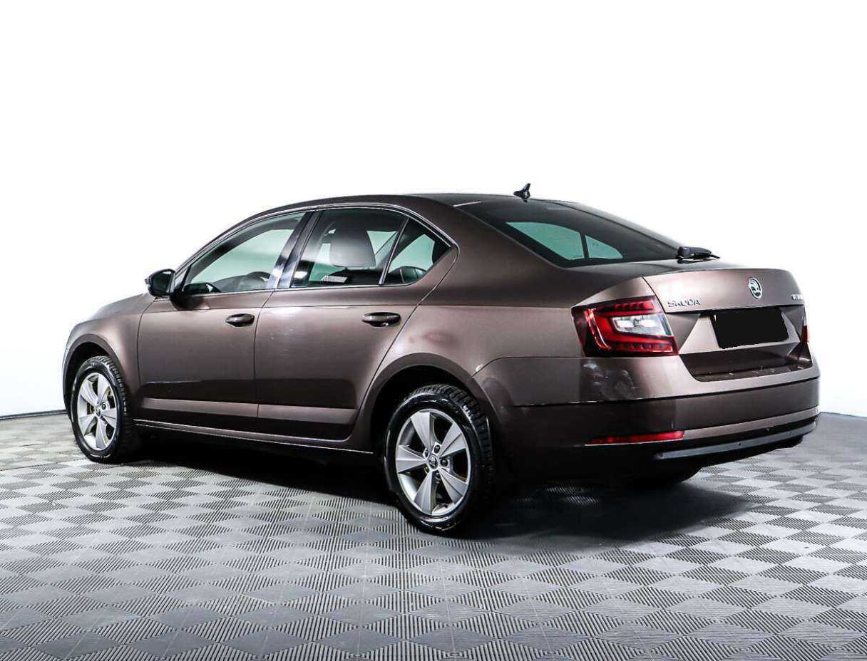 Купить Skoda Octavia с пробегом. Фото: #6