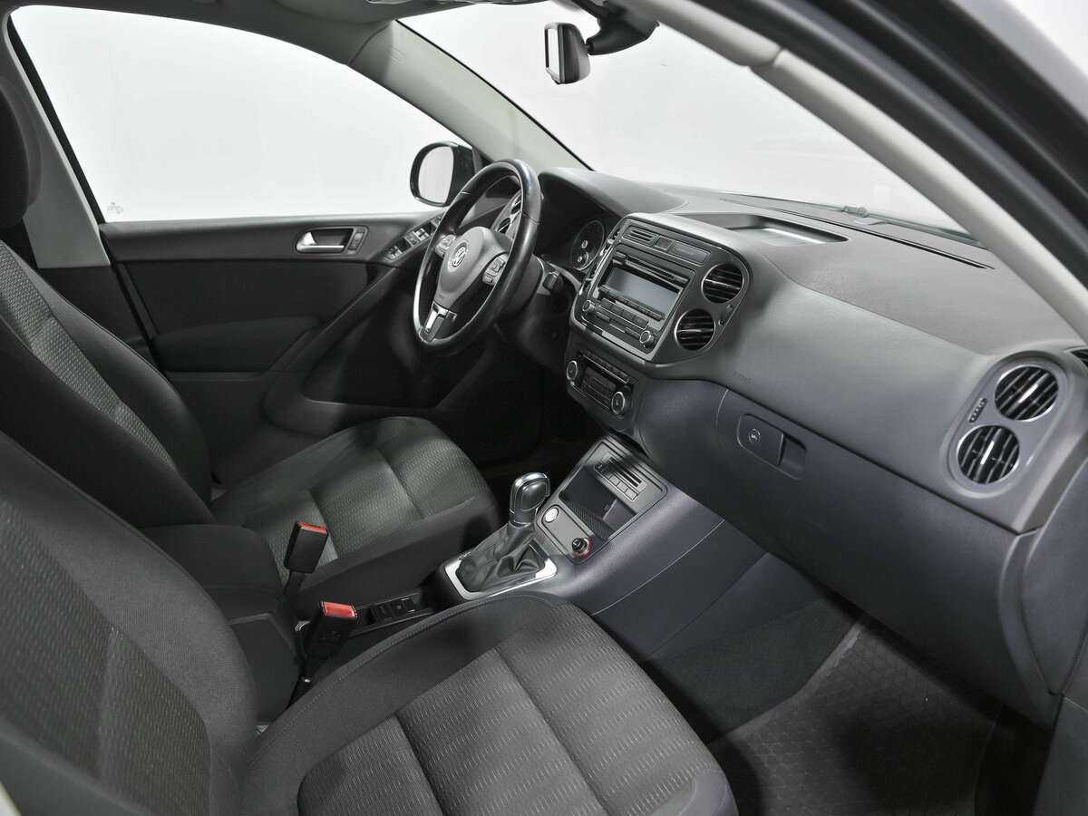 Купить Volkswagen Tiguan с пробегом. Фото: #15