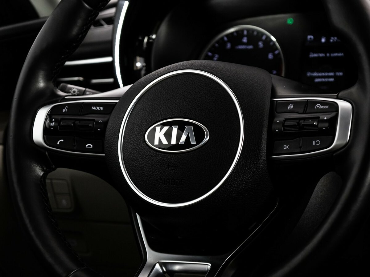 Купить Kia K5 с пробегом. Фото: #11