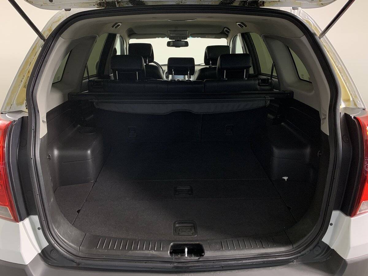 Купить Chevrolet Captiva с пробегом. Фото: #18