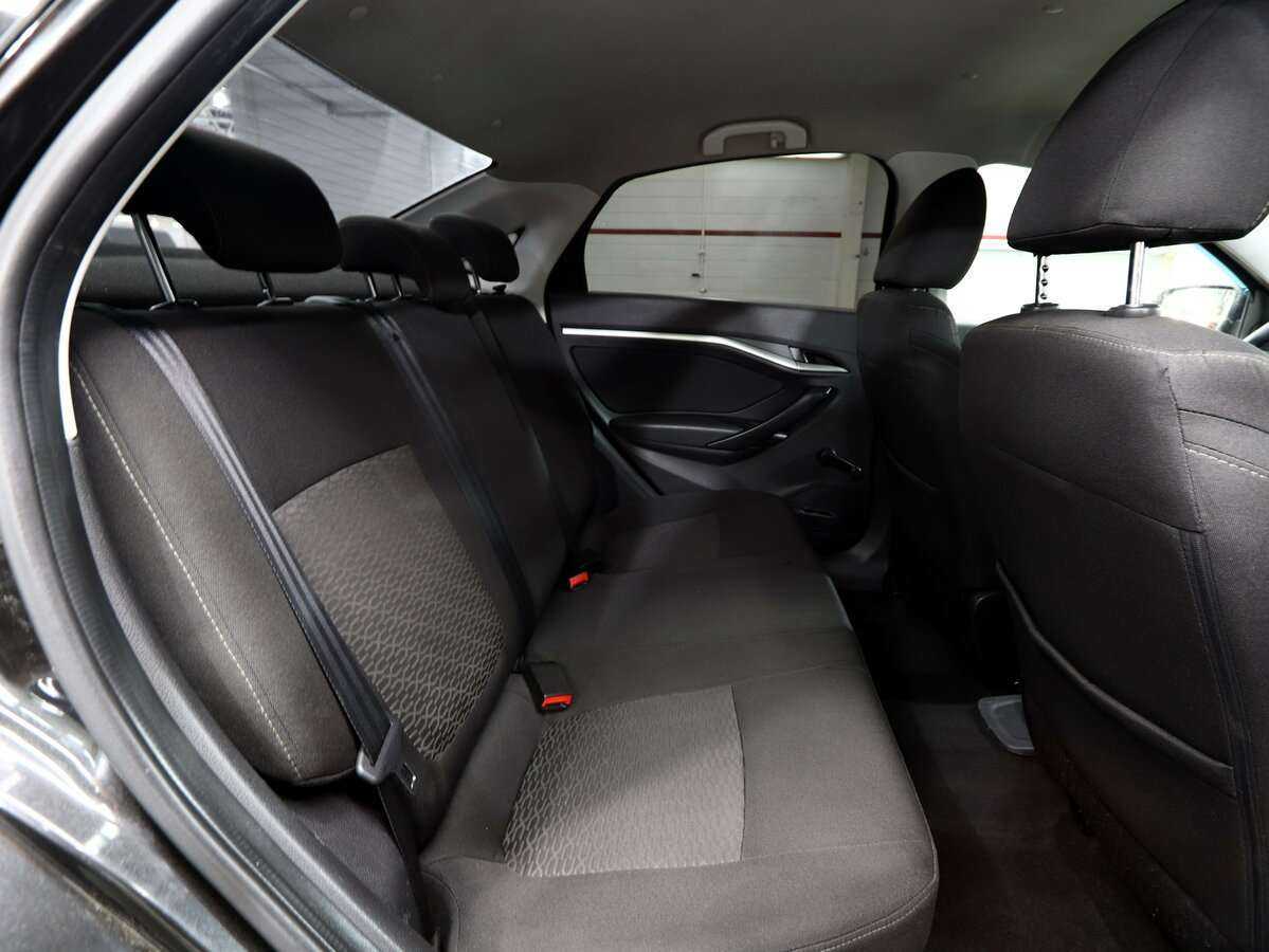 Купить Lada (ВАЗ) Vesta с пробегом. Фото: #13