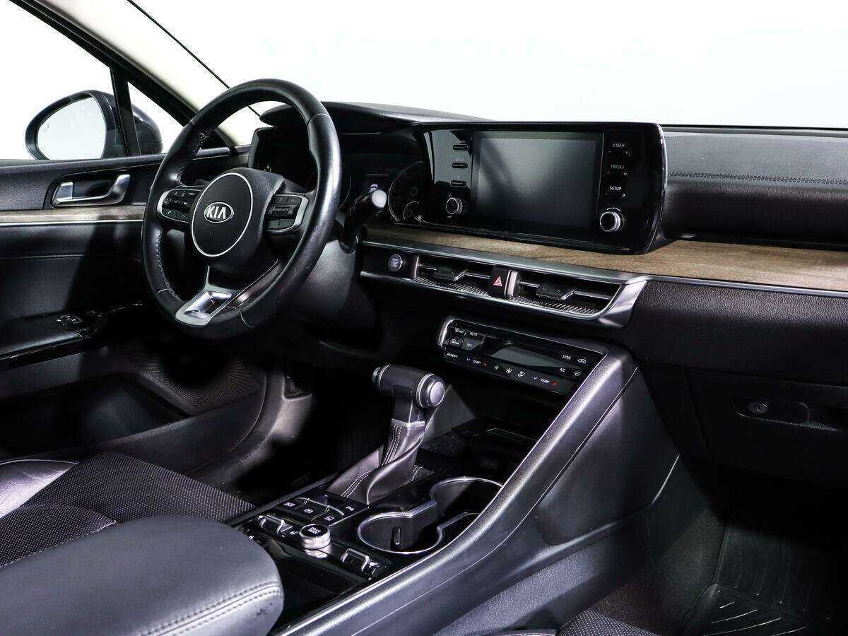Купить Kia K5 с пробегом. Фото: #6
