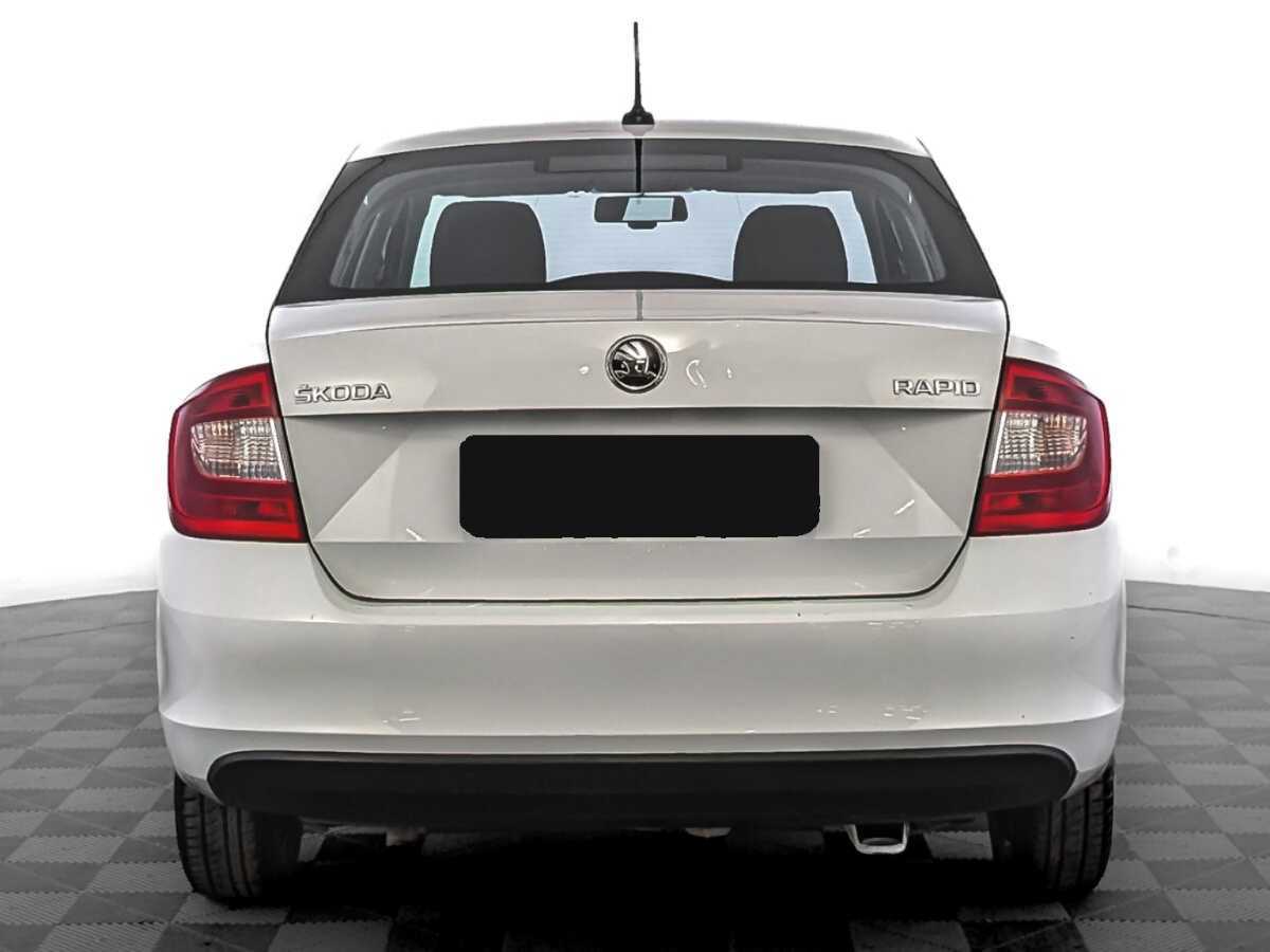 Купить Skoda Rapid с пробегом. Фото: #5