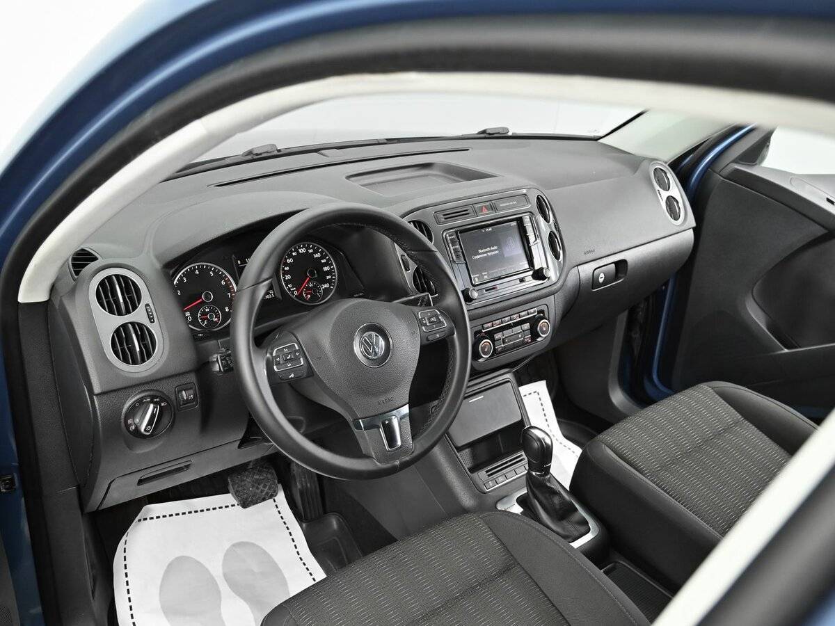Купить Volkswagen Tiguan с пробегом. Фото: #7