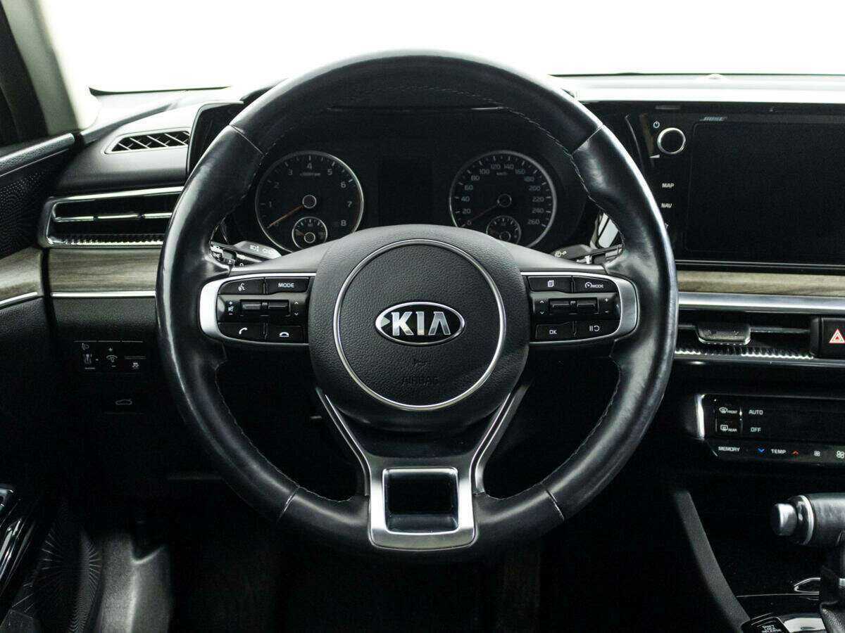 Купить Kia K5 с пробегом. Фото: #22