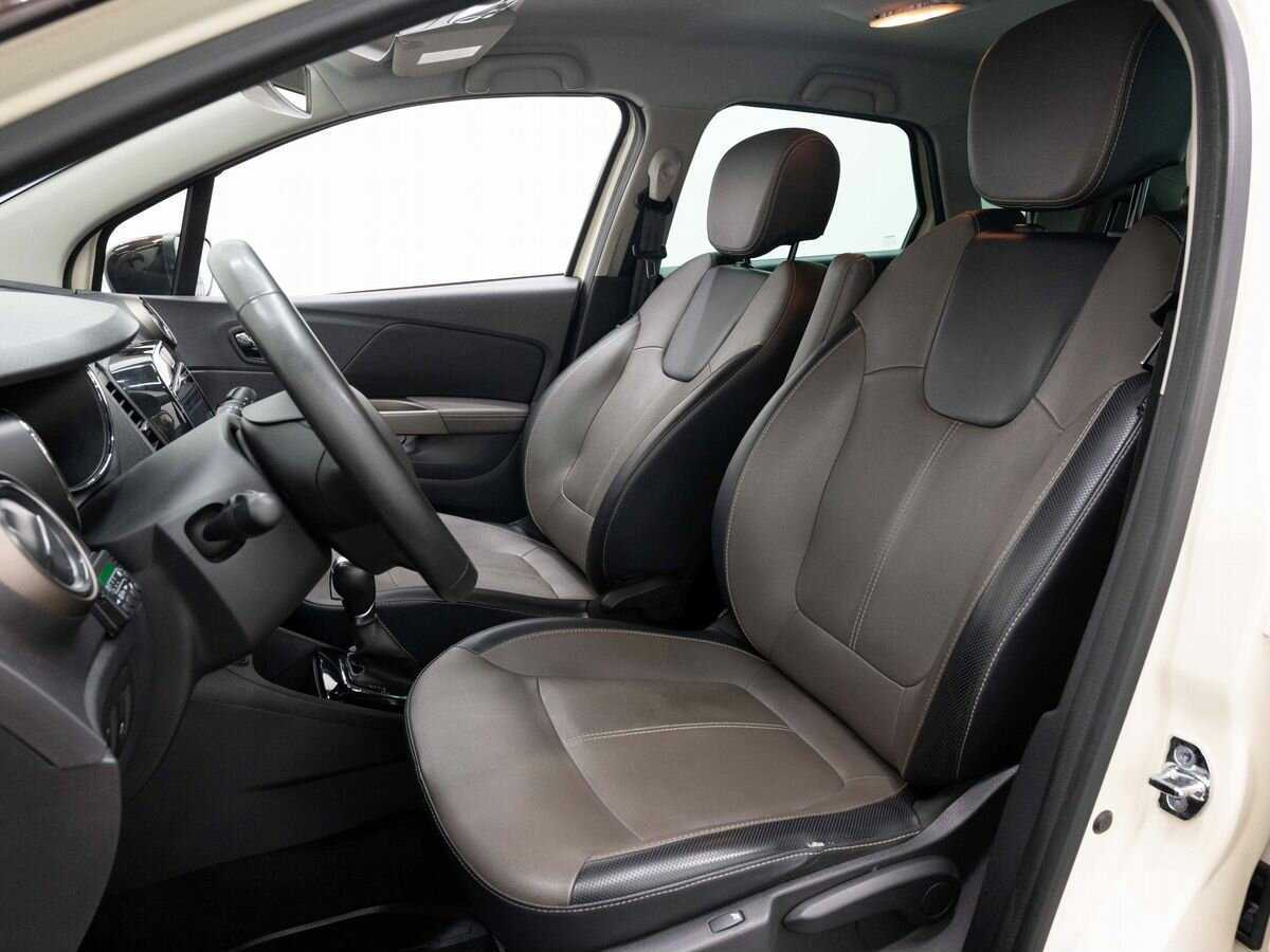 Купить Renault Kaptur с пробегом. Фото: #7