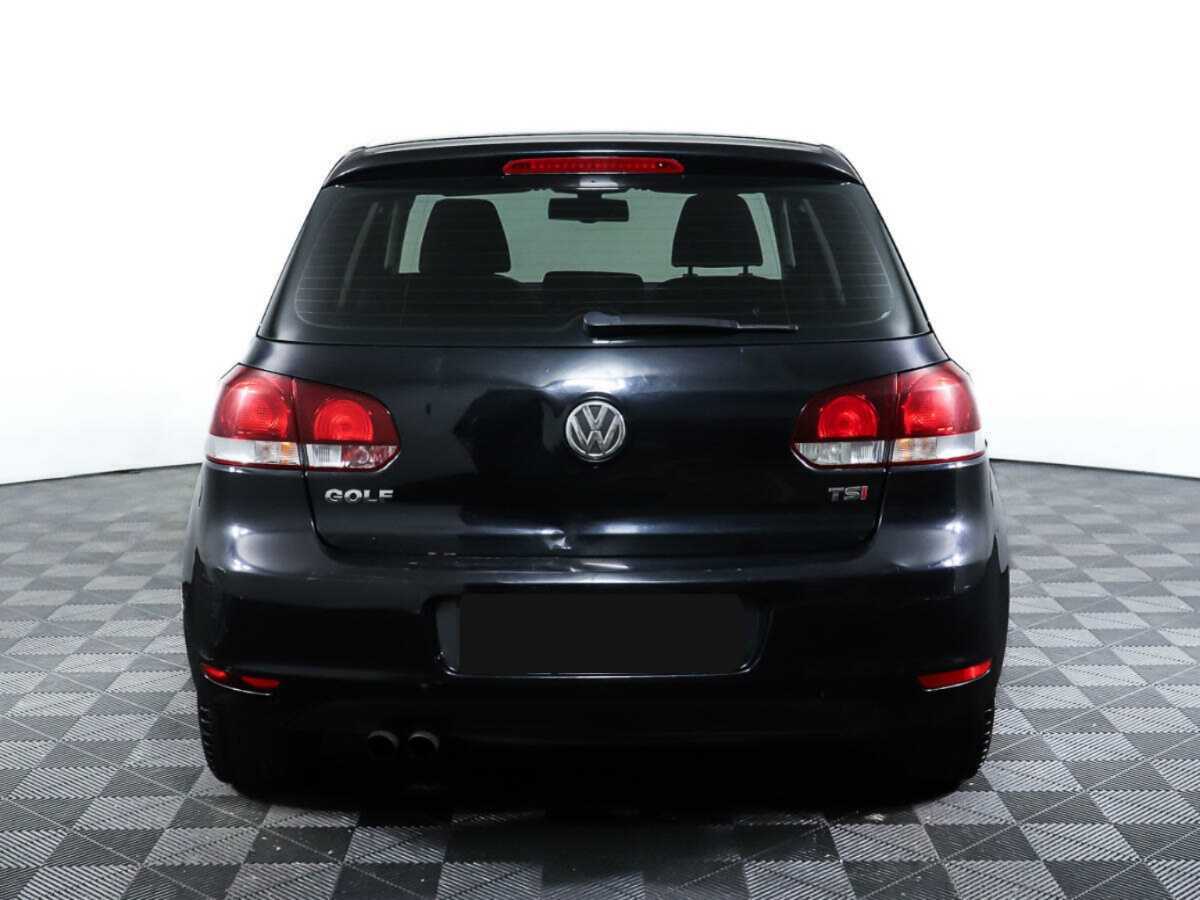 Купить Volkswagen Golf с пробегом. Фото: #2