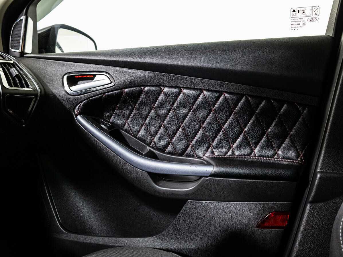 Купить Ford Focus с пробегом. Фото: #17