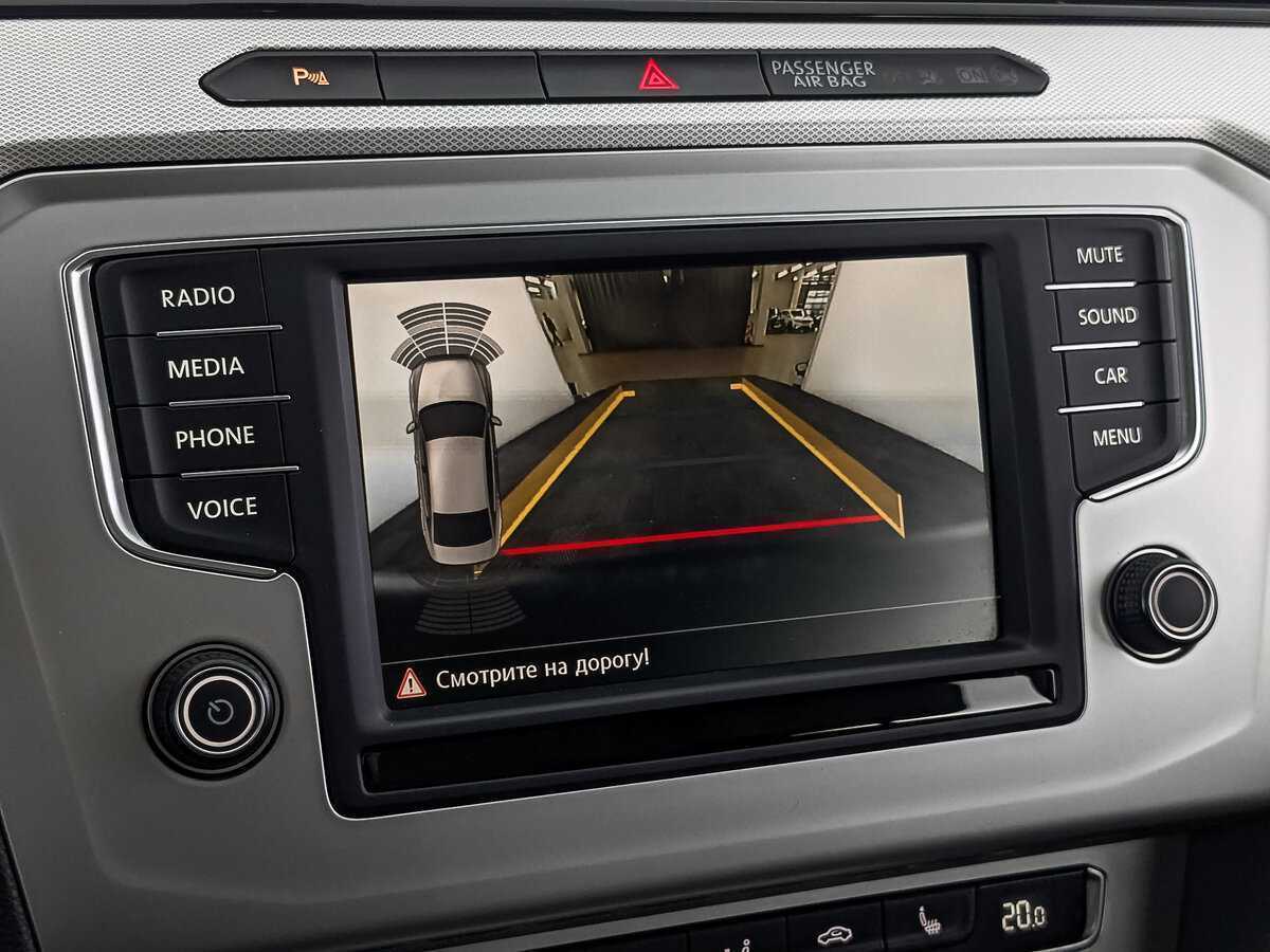 Купить Volkswagen Passat с пробегом. Фото: #25