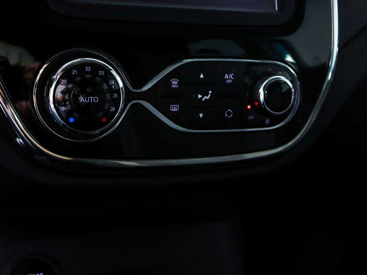 Купить Renault Kaptur с пробегом. Фото: #13