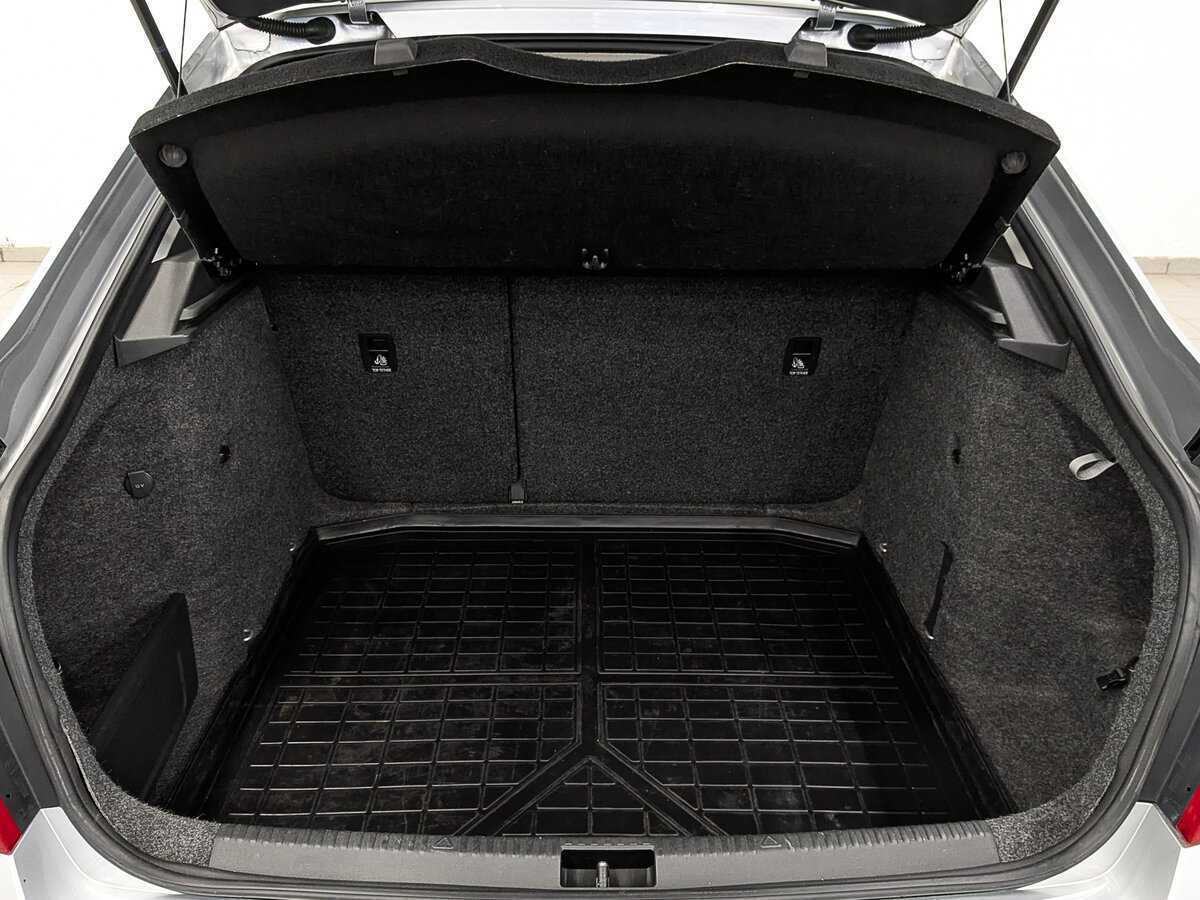 Купить Skoda Octavia с пробегом. Фото: #9