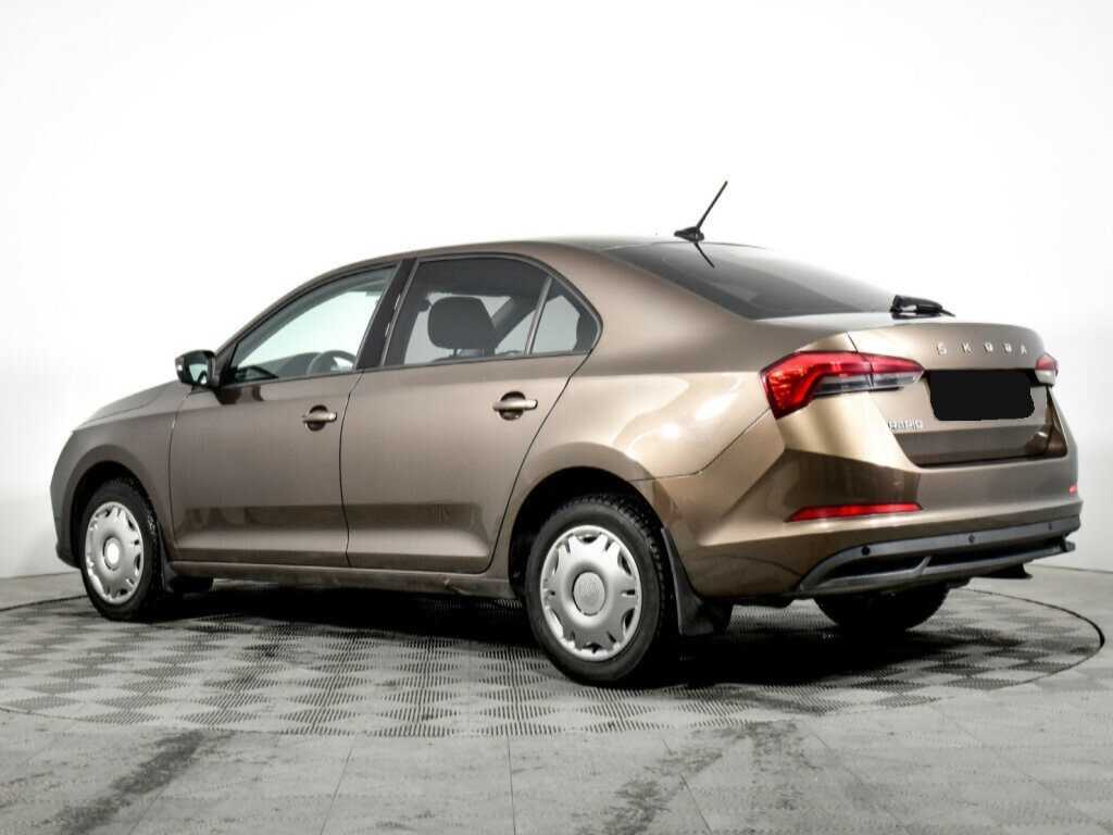 Купить Skoda Rapid с пробегом. Фото: #6