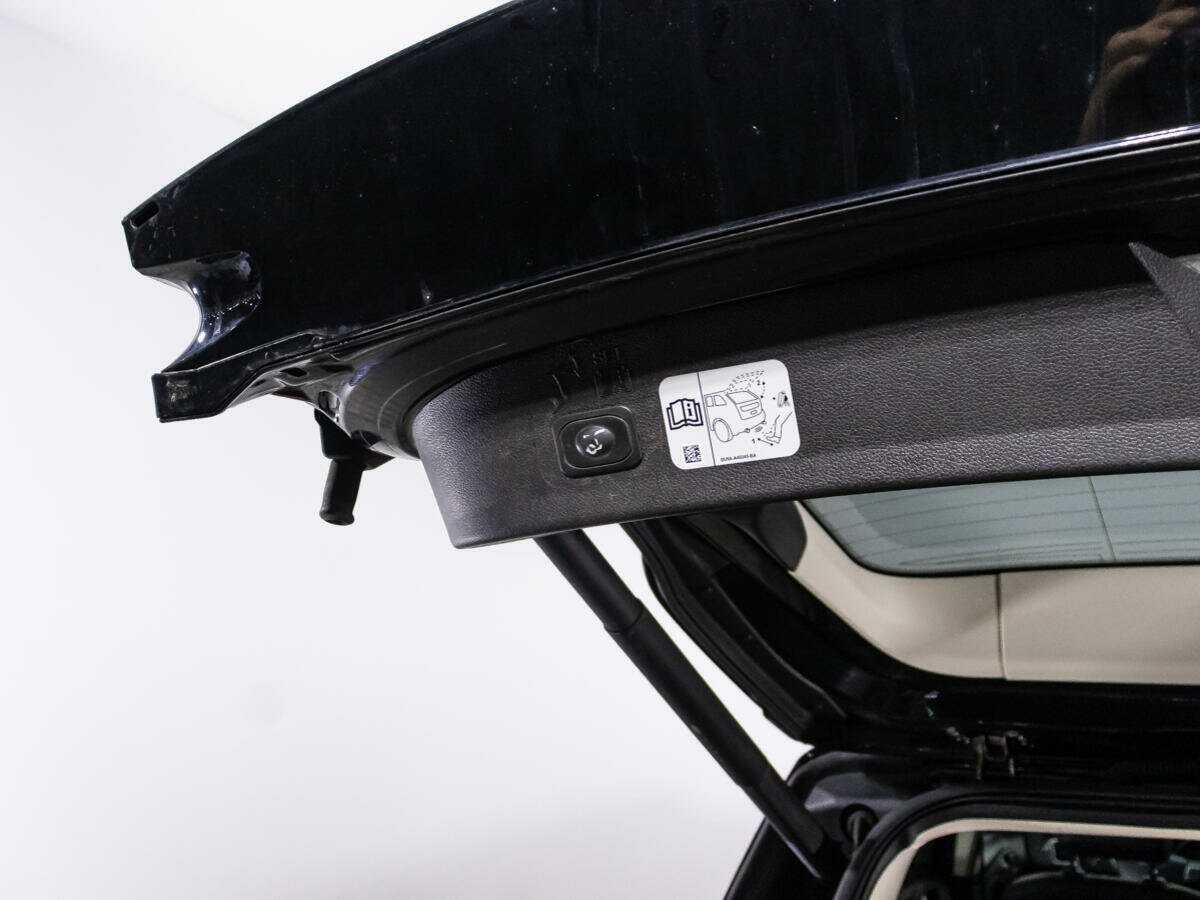 Купить Ford Kuga с пробегом. Фото: #14